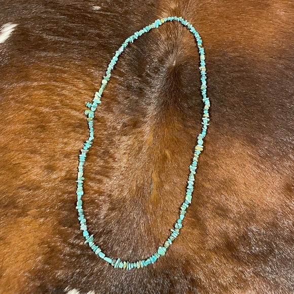Strand of Turquoise Beads - Picture 2 of 6